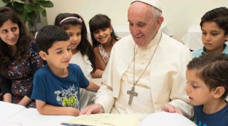 A Szentatya, Ferenc pápa üzenete a Migránsok és Menekültek 107. Világnapjára