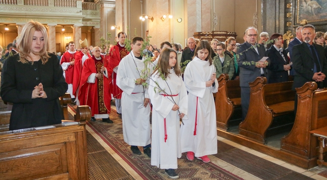 A liturgia bevon Jézus életébe