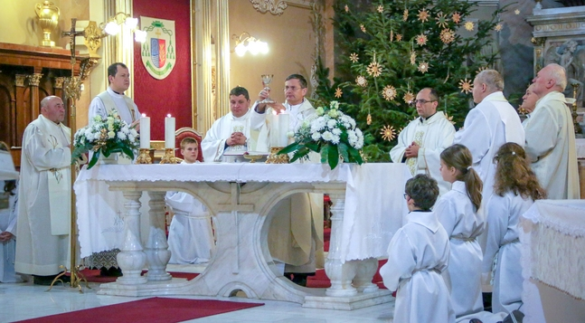 Szentmisékkel teljes az ünnep