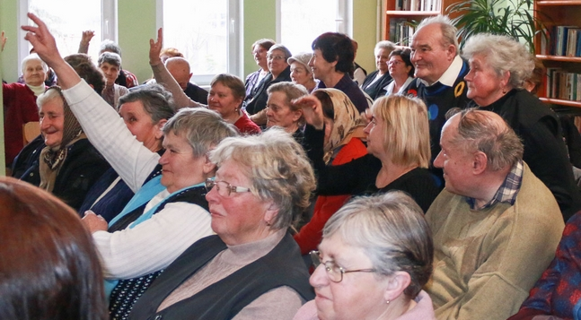 Tartalommal töltik meg az imaidőt