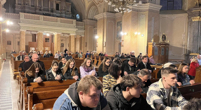 Nagyböjti imaórát tartottak a szatmári Székesegyházban