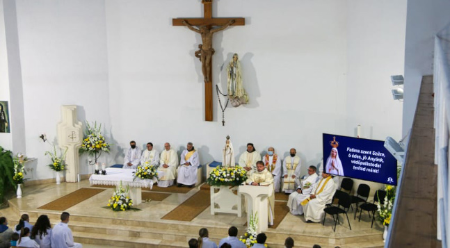 Búcsúi ünnep a Fatimai Szűz Mária tiszteletére Nagykárolyban