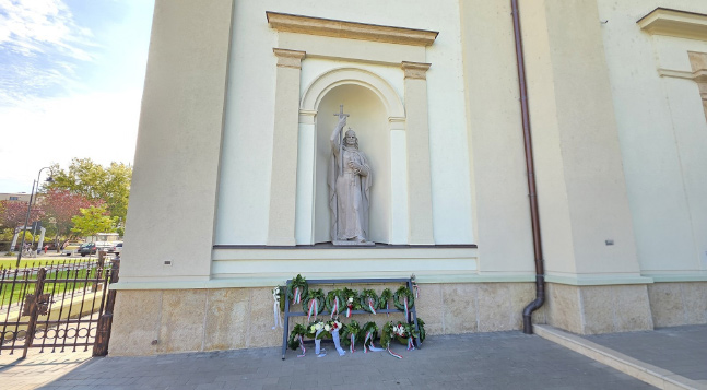 Kősziklára építve – Szent István ünnepe a szatmári székesegyházban
