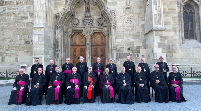 Episcopii catolici din România reuniți în sesiune plenară la Cluj-Napoca. Sub semnul mărturiei Fericitului Cardinal Iuliu Hossu: „Credința noastră este viața noastră!”