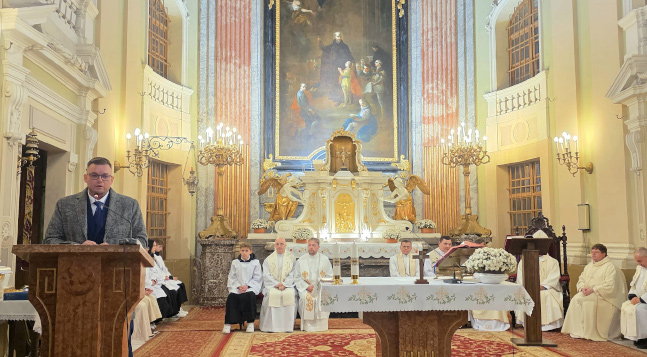 „Fényt vinni oda, ahol nincsen!” Patrocinium a nagykárolyi piarista líceumban