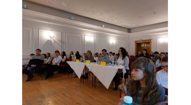 “Az Úristent magasztalom!”