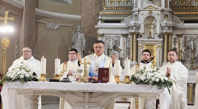 A betegekért imádkoztak a Lourdes-i Szűzanya ünnepén